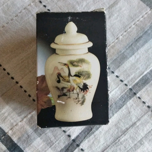 Vintage Miniature Ginger Jar with Pair Cranes on Creekside of Waterfall … - Picture 1 of 12